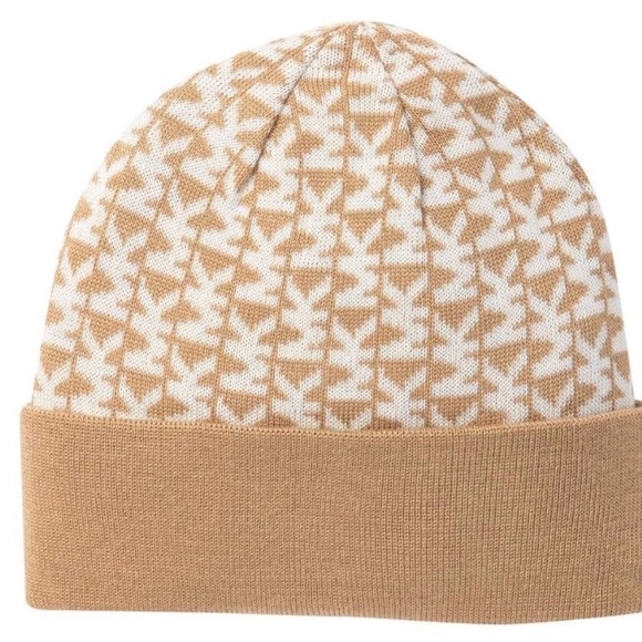 Michael Kors Beanie - Picture 1 of 1